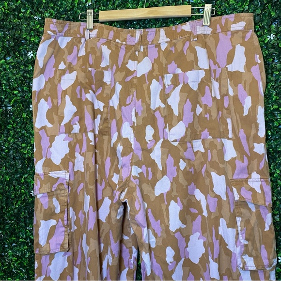 Cargo Pants - Picture 6 of 7